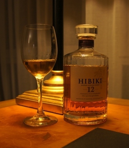 картинка Suntory Hibiki 12 y.o. на сайте Белорусского Виски-Клуба