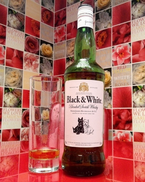 картинка Black & White на сайте Белорусского Виски-Клуба