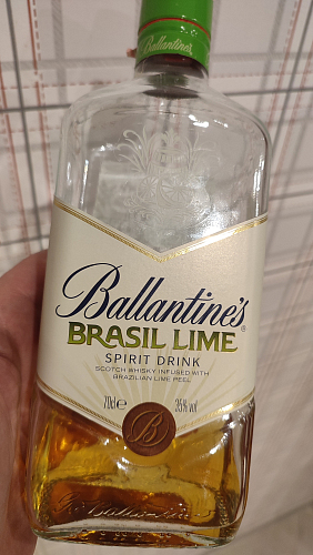 картинка Ballantine's Brasil Lime на сайте Белорусского Виски-Клуба