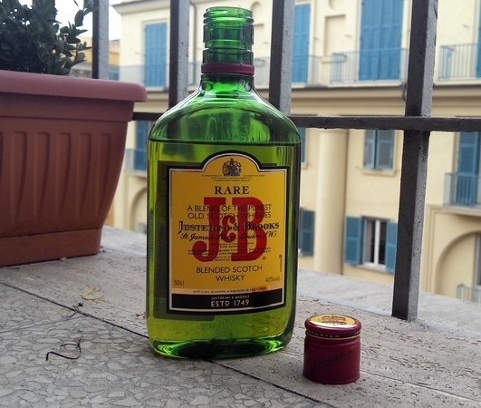 картинка J & B Rare на сайте Белорусского Виски-Клуба